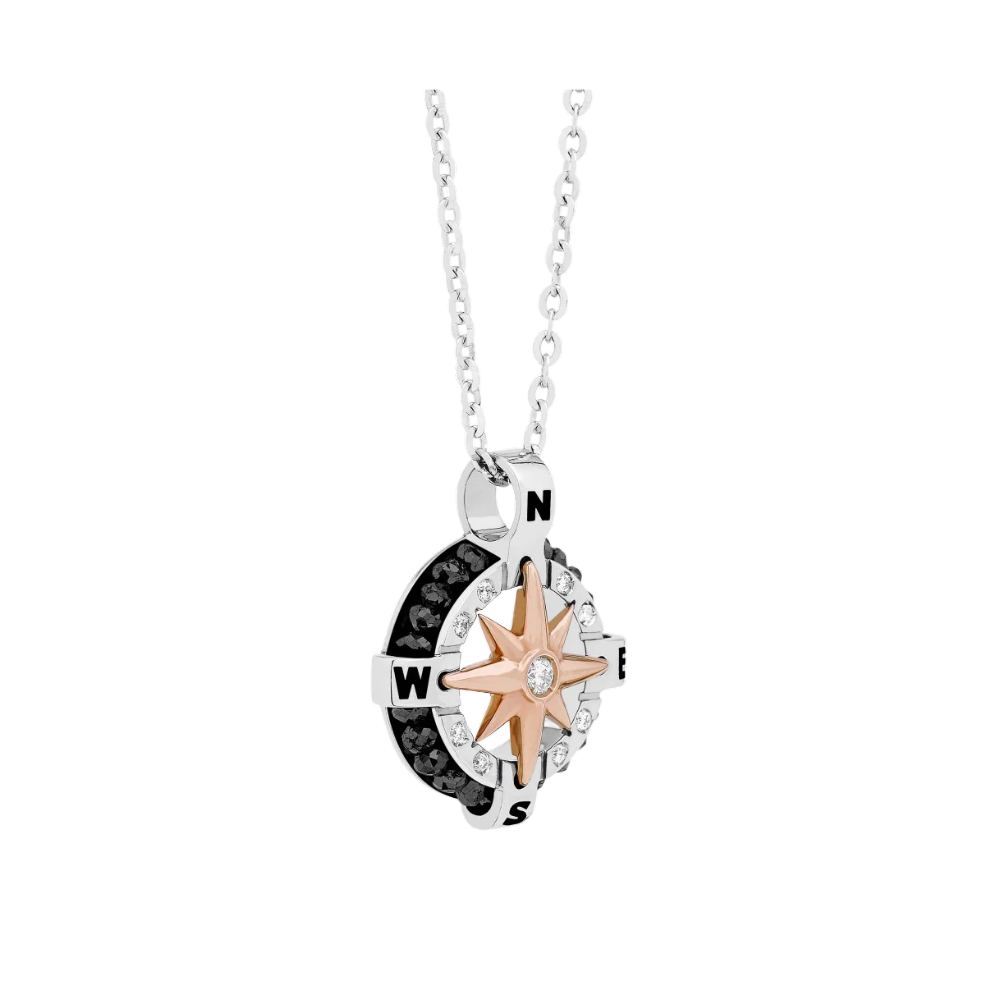 Collana Zancan in oro bianco con iconica rosa dei venti